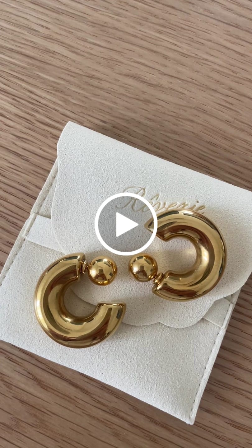 Customer video review of Orecchini "Luna sfuggente"