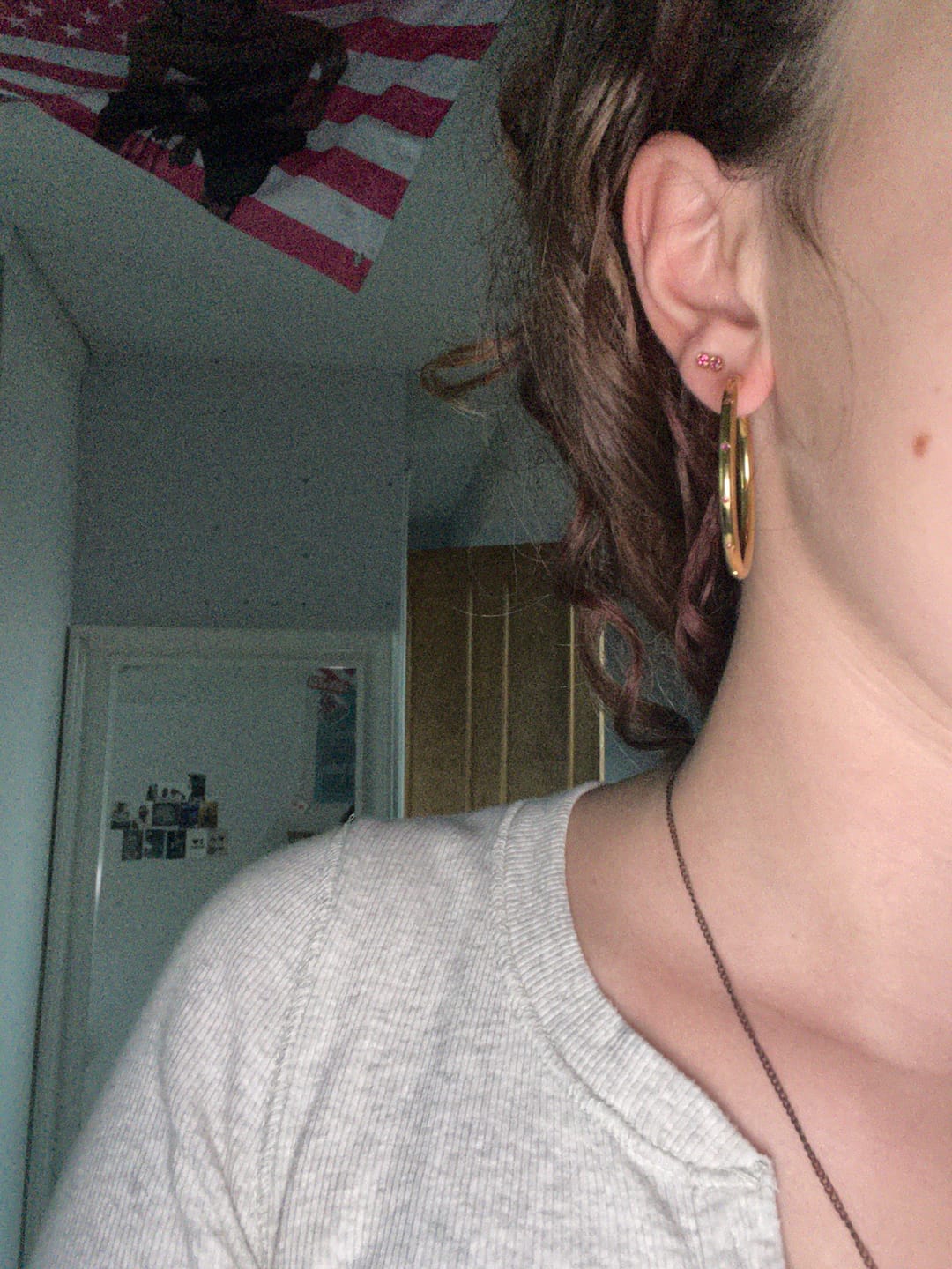 Customer photo review of Hebe Gold Pink Thin Bigger Star Hoop