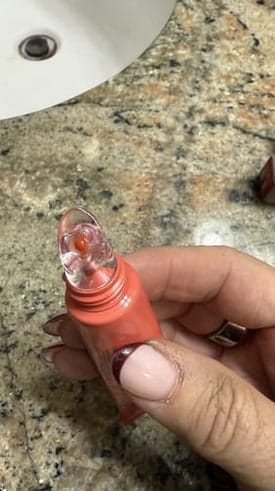 Customer photo review of Pout Perfector
