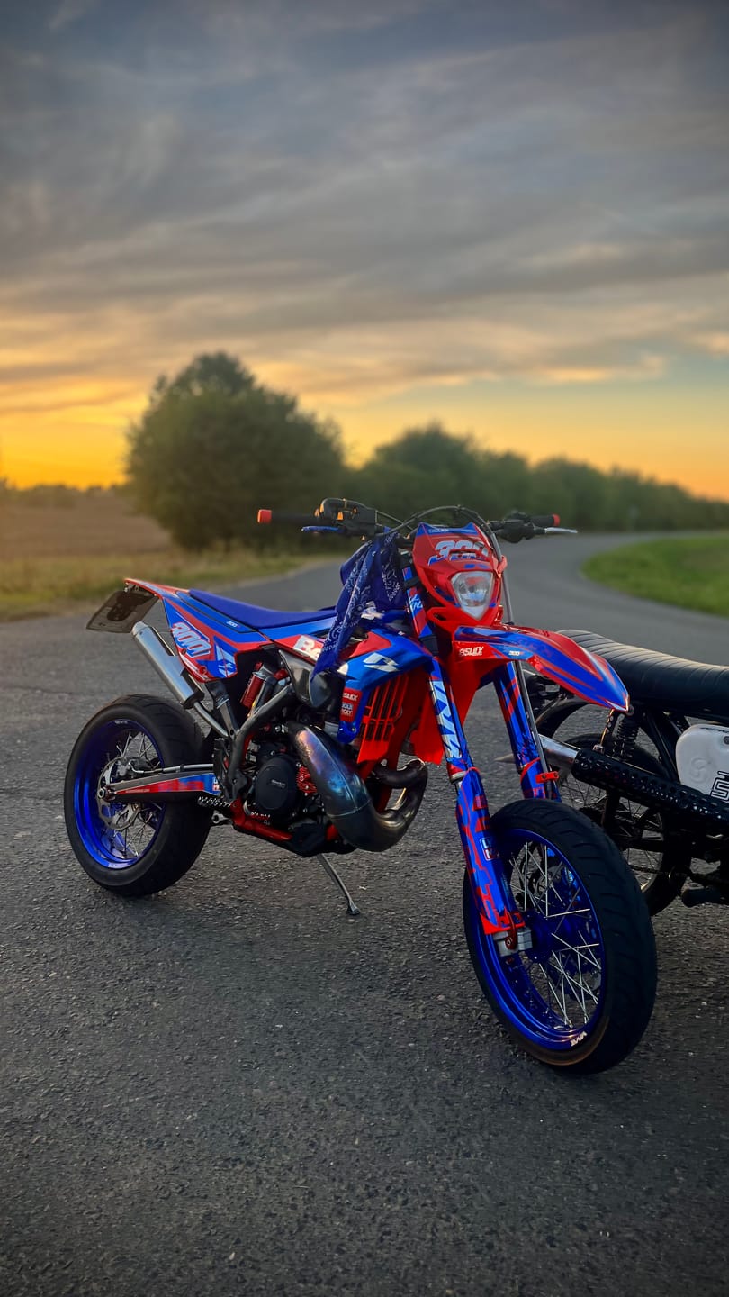 Customer photo review of Matching Fork Graphics