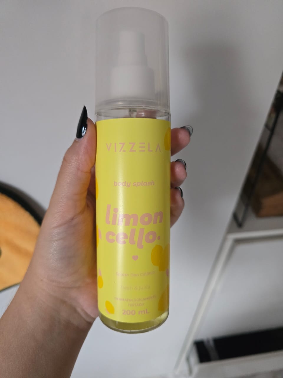 Customer photo review of Body Splash Deo Colônia Limoncello – Vizzela