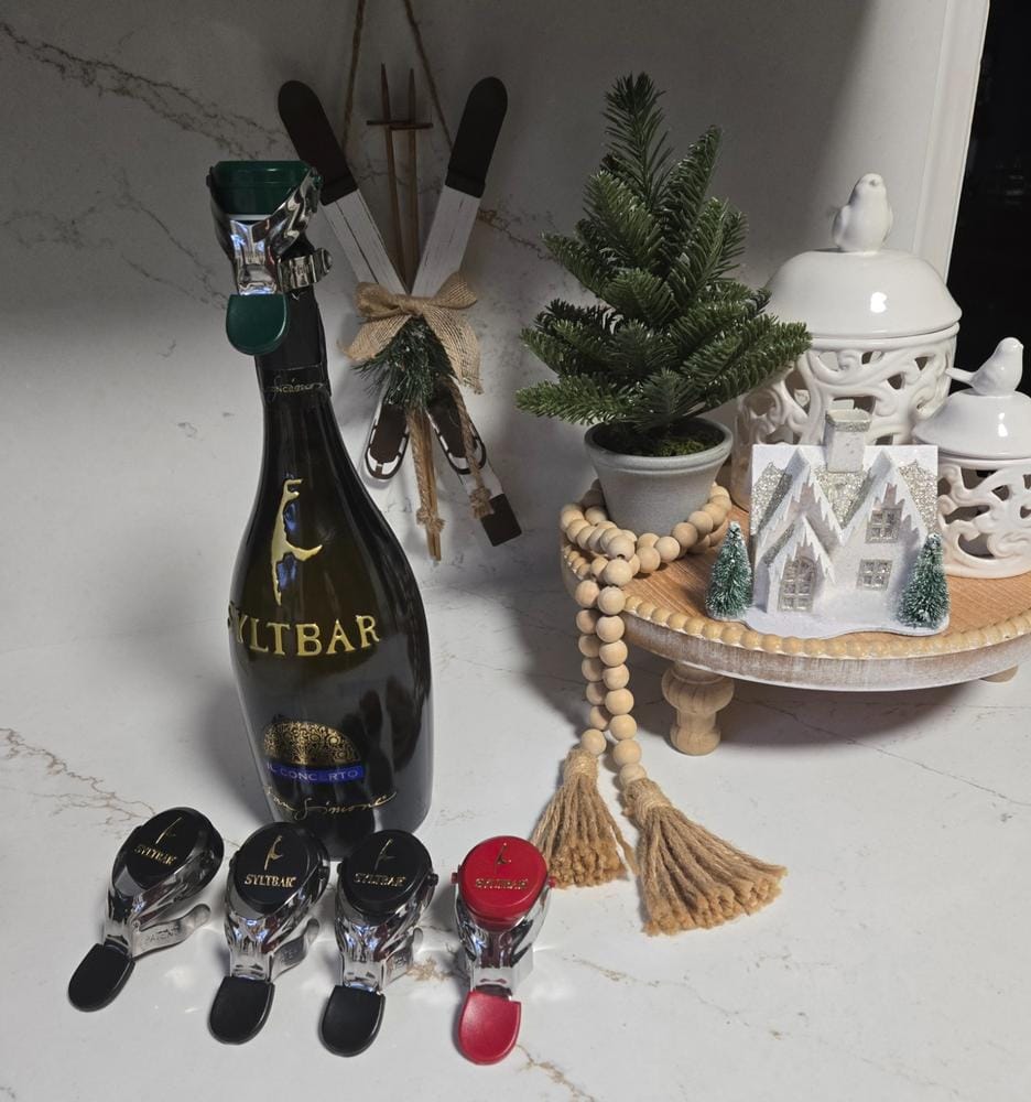 Customer photo review of Champagne Bottle Stopper - Green