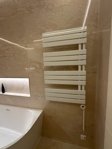 Customer photo review of SONNI Badheizkörper Elektrisch mit Thermostat Weiß, Panel Handtuchhalter Elektrisch Flach Handtuchtrokner Handtuchheizkörper mit Heizstab Ohne/mit Mutiblock