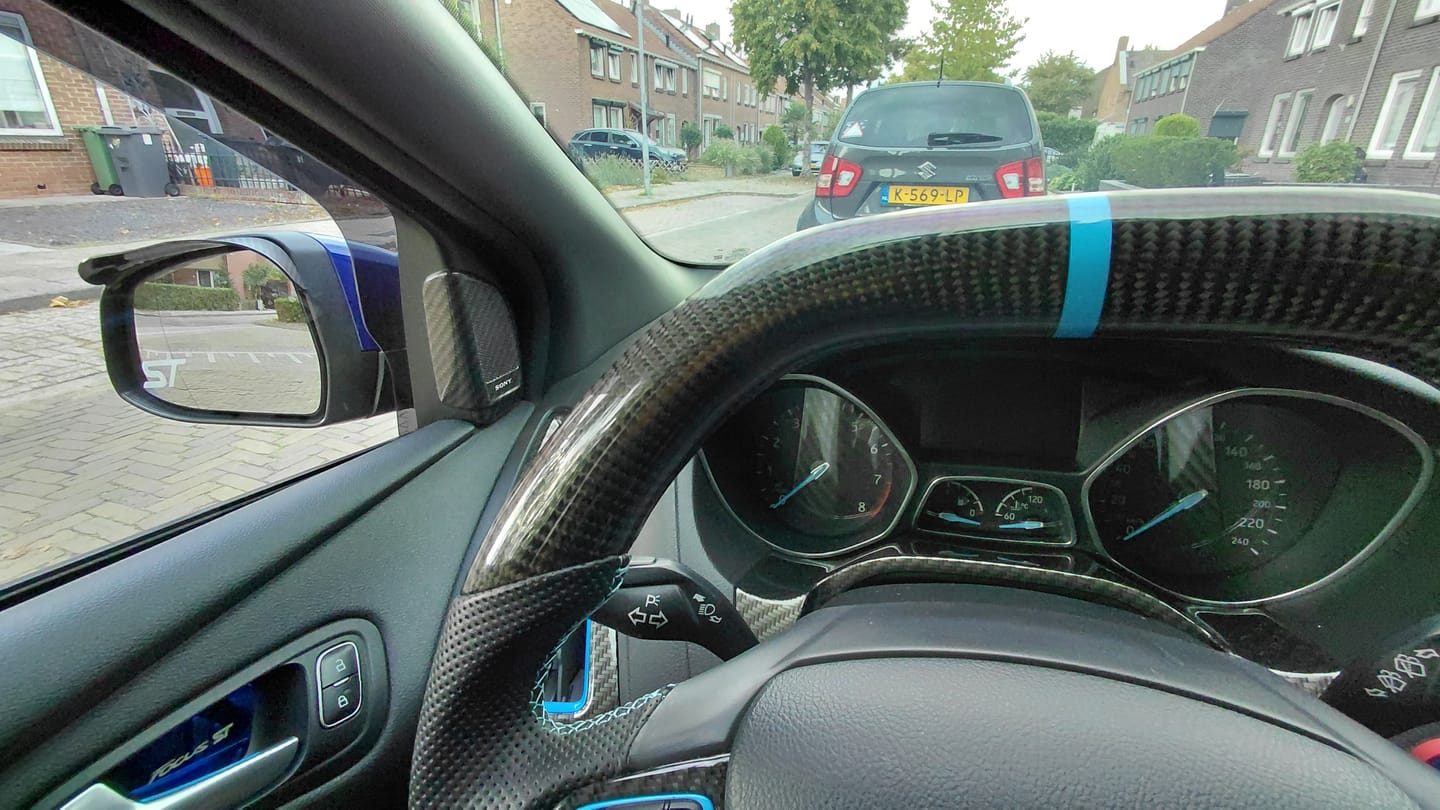 Customer photo review of Genuine Ford Sony Tweeter Trims - Mk3.5 Focus inc RS (Hydrodipped Finish)