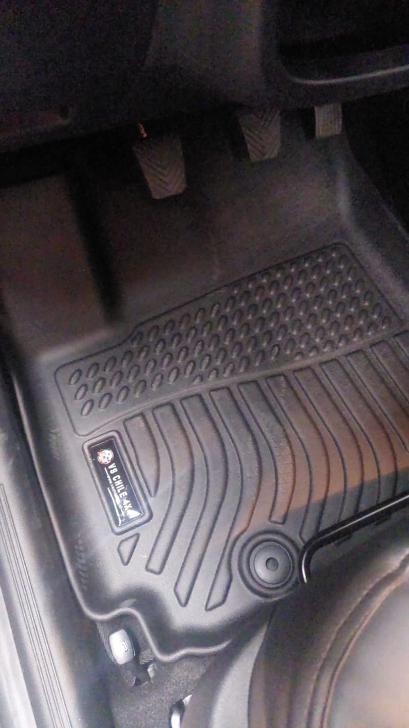 Customer photo review of Pisos Calce Perfecto Ford Ranger años 2013 al 2019