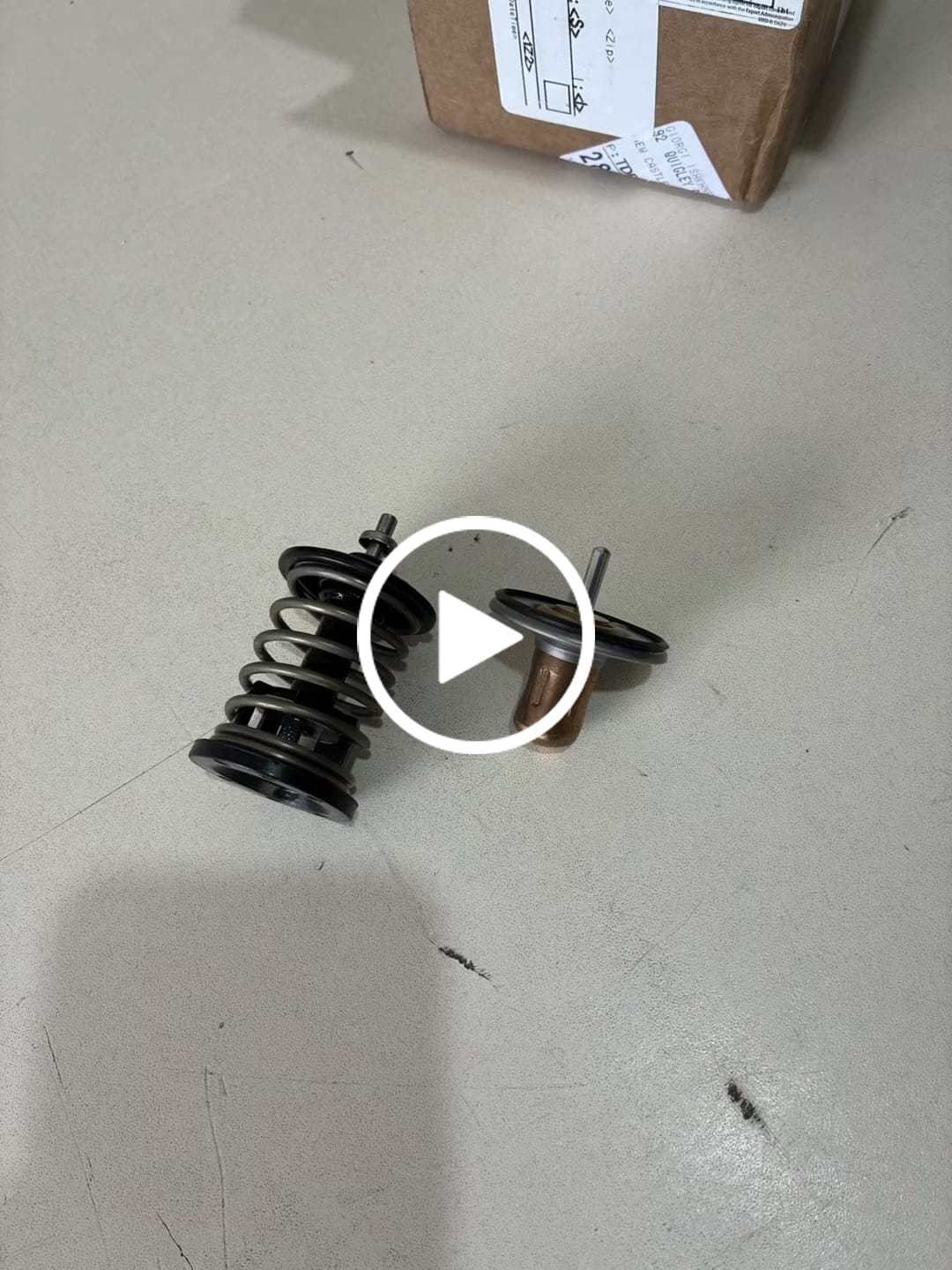 Customer video review of Pentastar 3.6 180 degree Thermostat