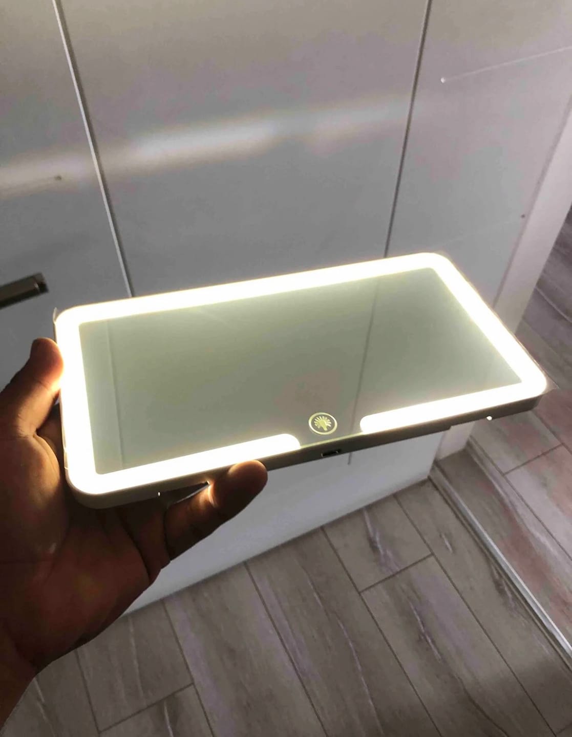 Customer photo review of BLAZECAR Araç Makyaj Aynası
