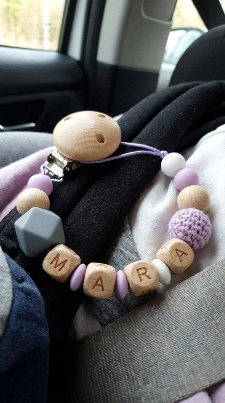 Customer photo review of Schnullerkette mit Namen Koala | Personalisiert Holz Silikon Gravur Baby