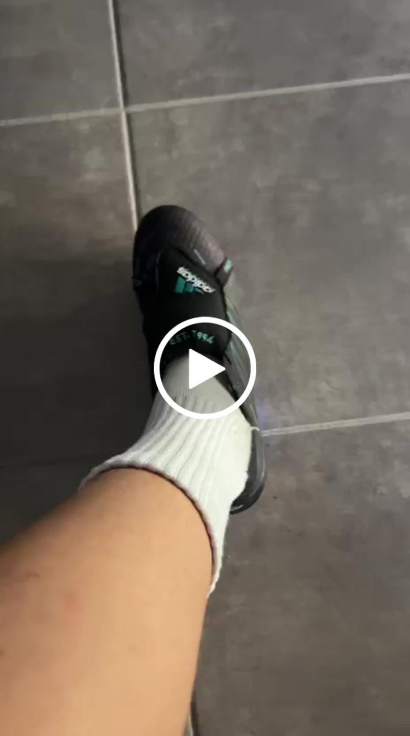 Customer video review of Adidas Predator Tongue FG - Noir/Vert Equipment
