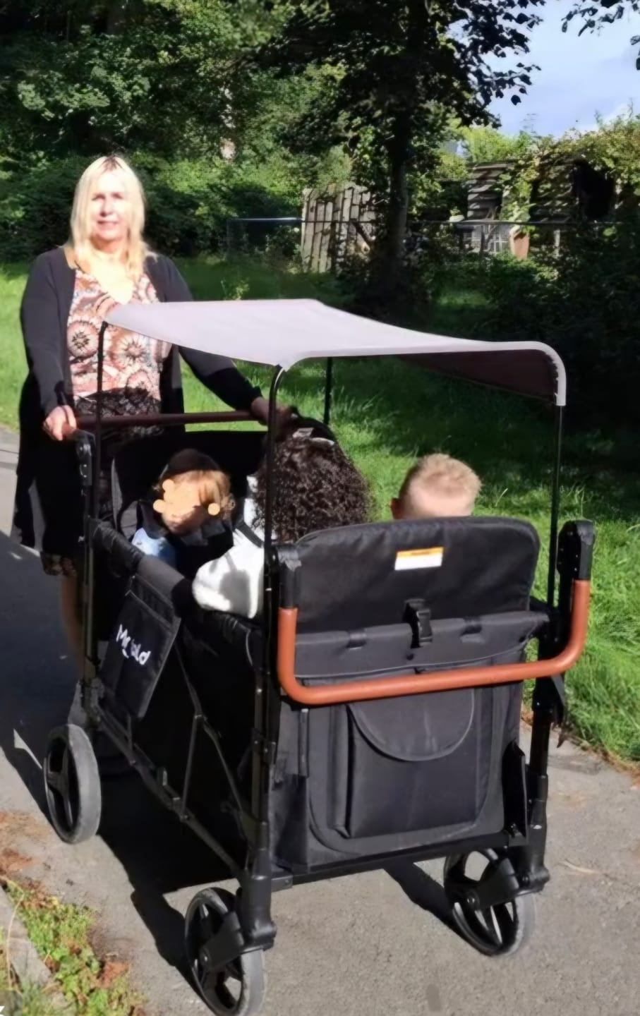 Customer photo review of P-Series Luxe 2-zits Kinderkar