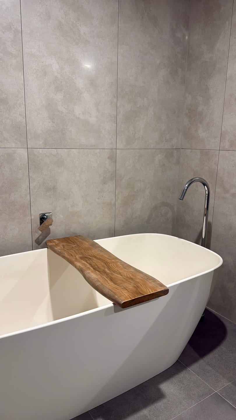 Customer photo review of Bath Caddy 3.0