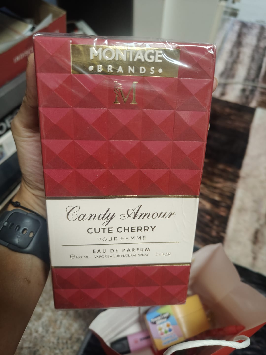 Customer photo review of MONTAGE® "CANDY AMOUR" BARRETTA GOURMAND | SERIE 3 PROFUMI DONNA 100ML