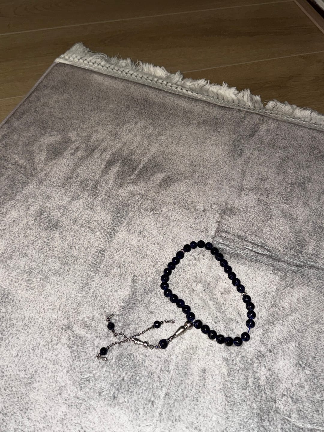 Customer photo review of Al-Fateh Grand Mosque Padded Prayer Mat