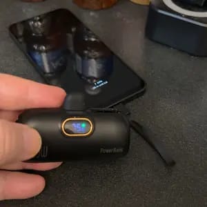 Customer photo review of Caricatore Portatile Compatto 5000mAh Ricarica Rapida 22.5W