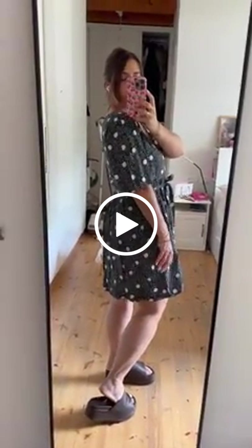 Customer video review of שמלת דולי ליידי באג