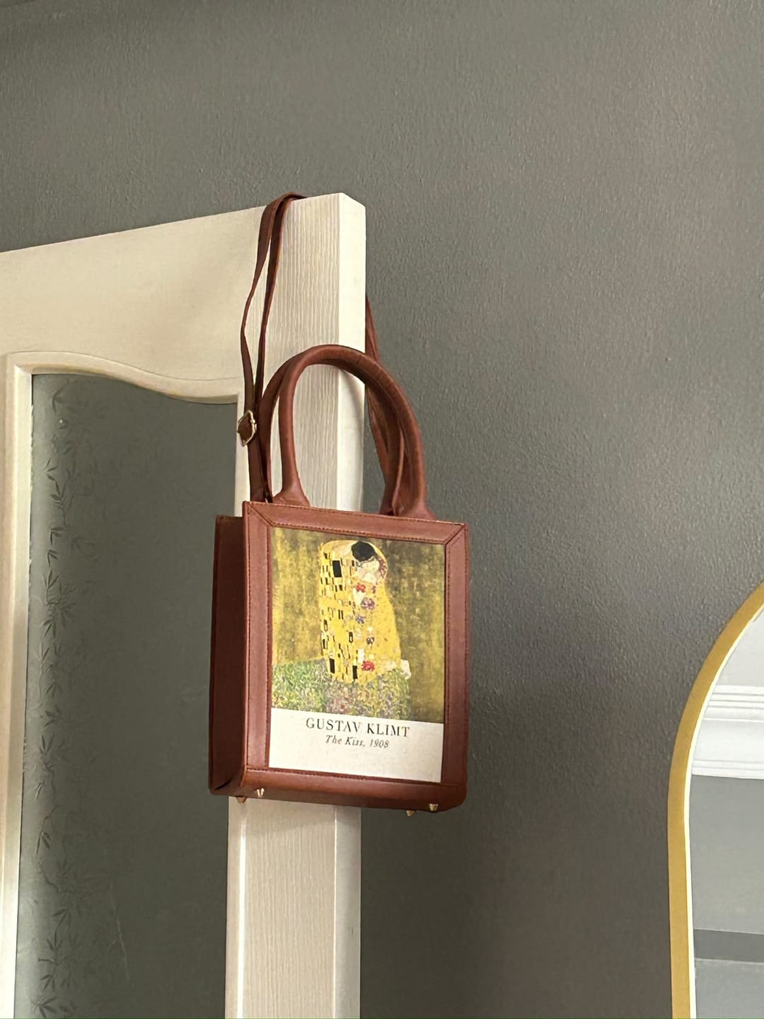 Customer photo review of Gustav Klimt The Kiss Tablo Çanta