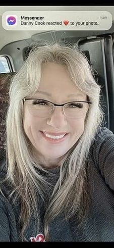 Customer photo review of Powder-to-Cream Concealer