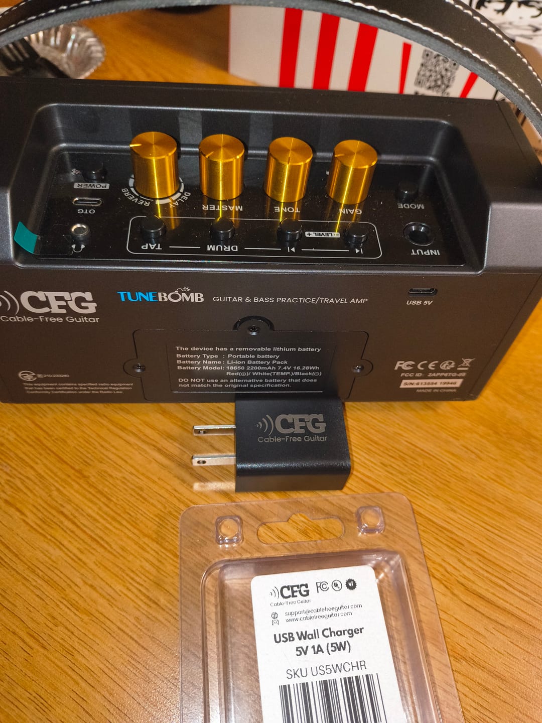 Customer photo review of TuneBomb: 10W Rechargeable Mini Amp for Guitar & Bass