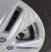 Customer photo review of RimRevive – Aus verkratzter Felge wird Hingucker – in Minuten statt teurer Werkstattrechnung