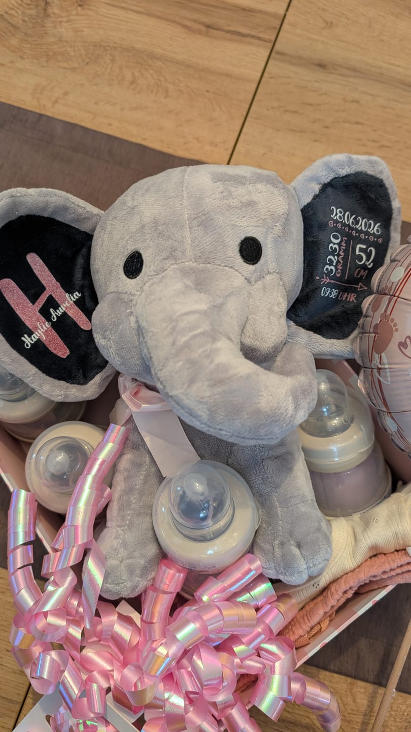 Customer photo review of Zur Geburt - Baby-Stofftier