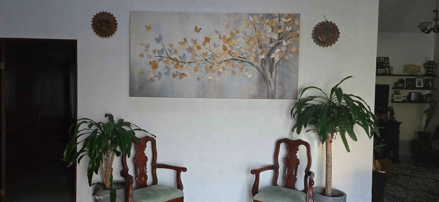 Customer photo review of Hojas y mariposas