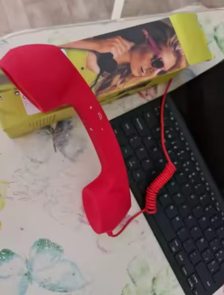 Customer photo review of Telefono de los 80s