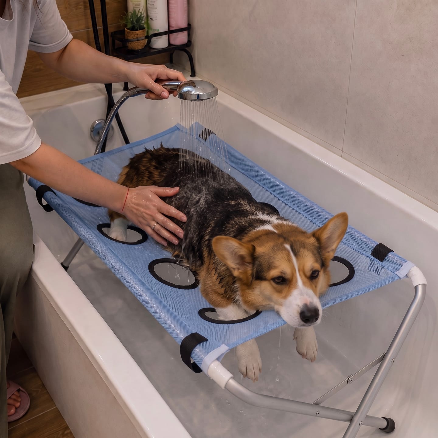 Customer photo review of Hamaca de baño para mascota
