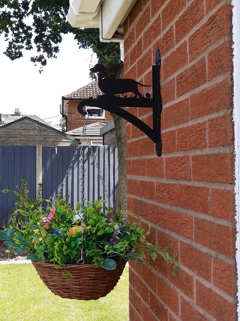 Customer photo review of Hanging Basket Bracket – Dachshund