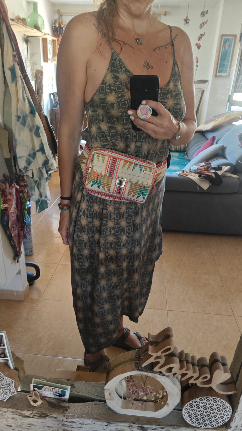 Customer photo review of Riñonera Urban "Desert Breeze" · Pieza Única Núm. 19375