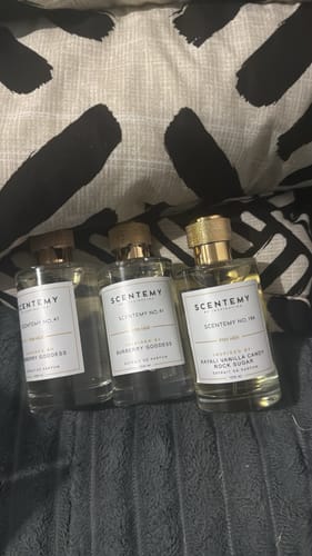 Customer photo review of Limited Time Only: Buy 1 Get 2 FREE 100ml Perfume Bundle