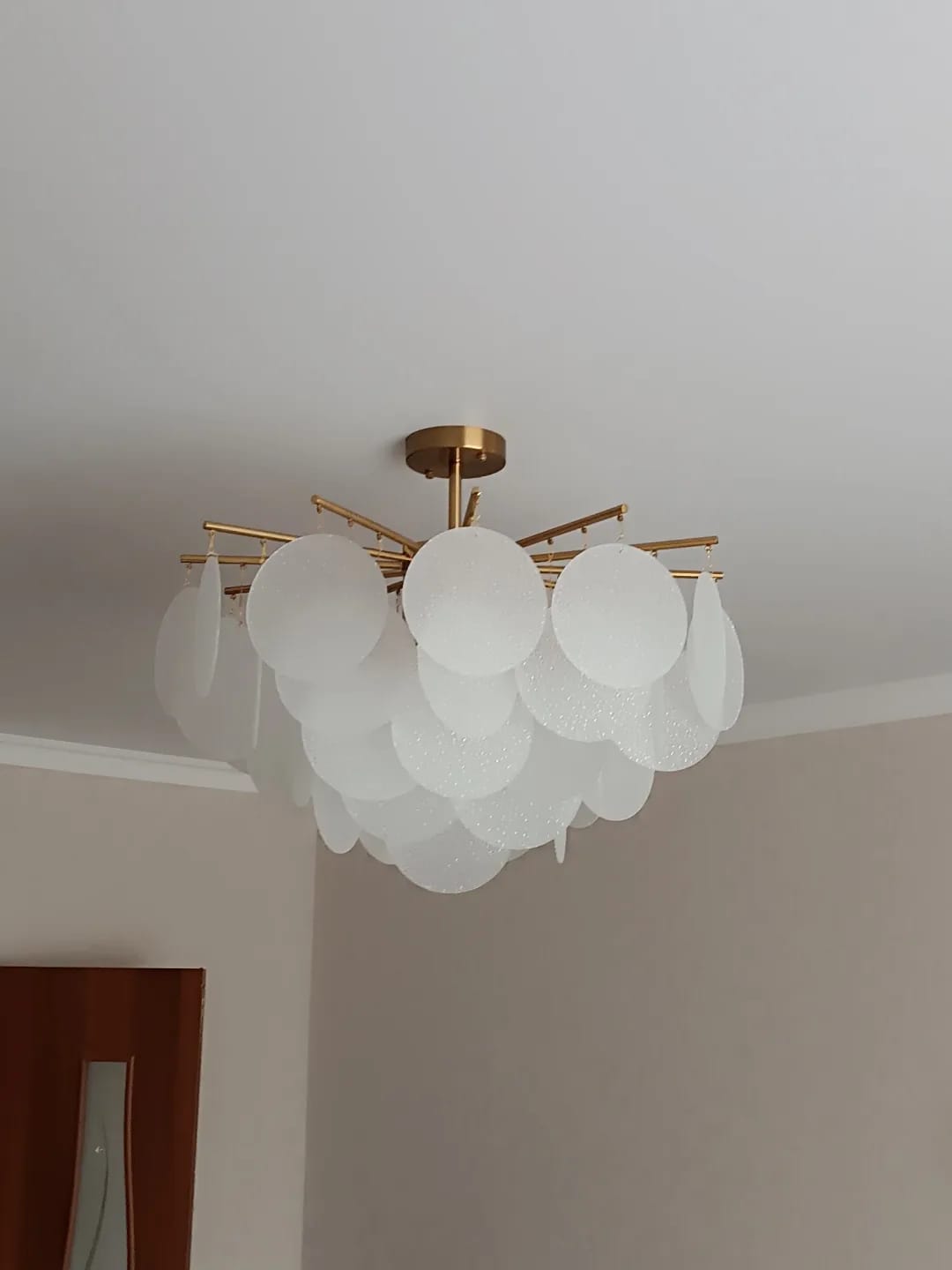 Customer photo review of Gold Chandelier for Entryway, Light-Refracting Discs, 50-80 cm