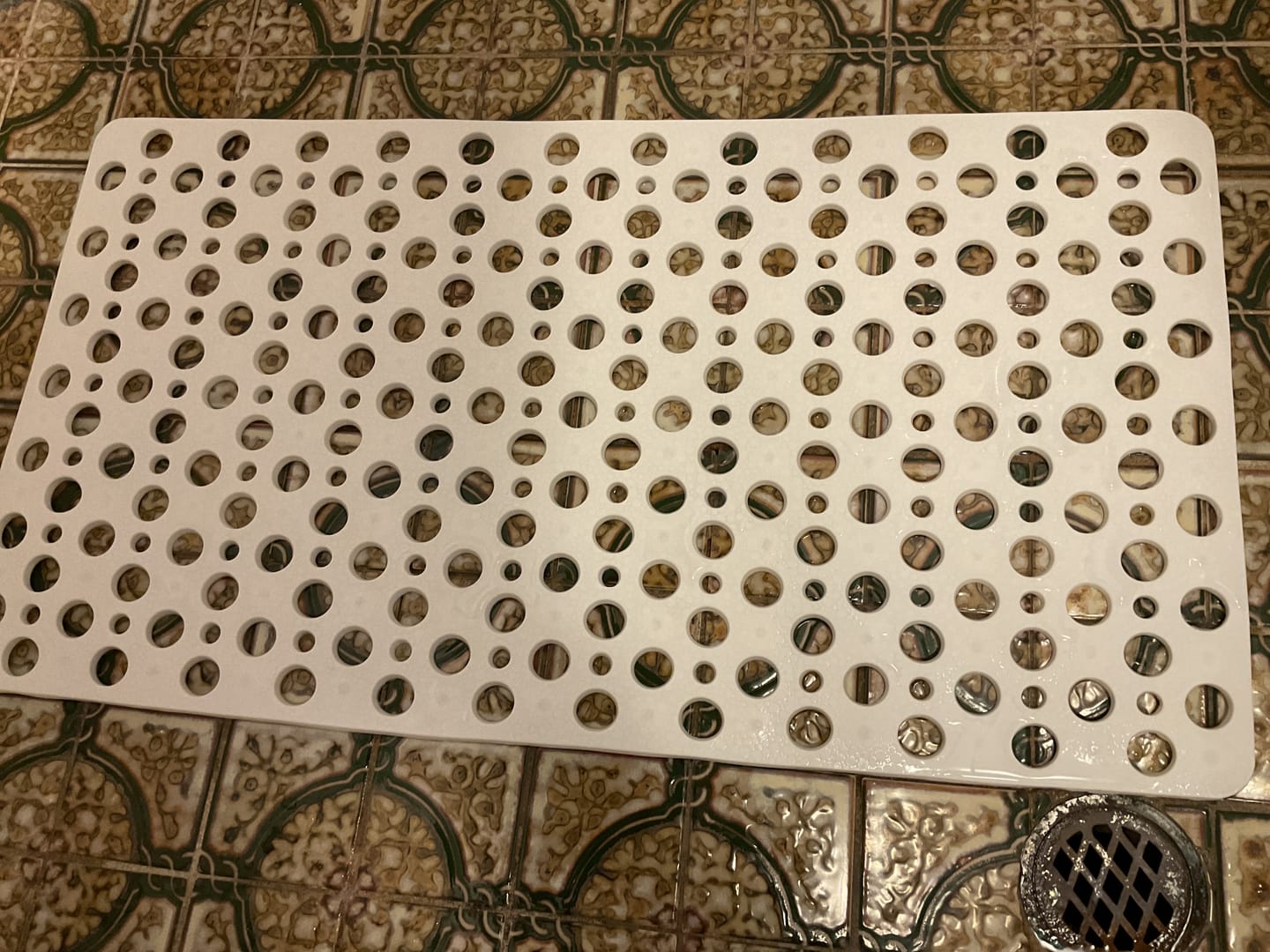 Customer photo review of Secure Shower Mat - Antibacterial & Non-Slip