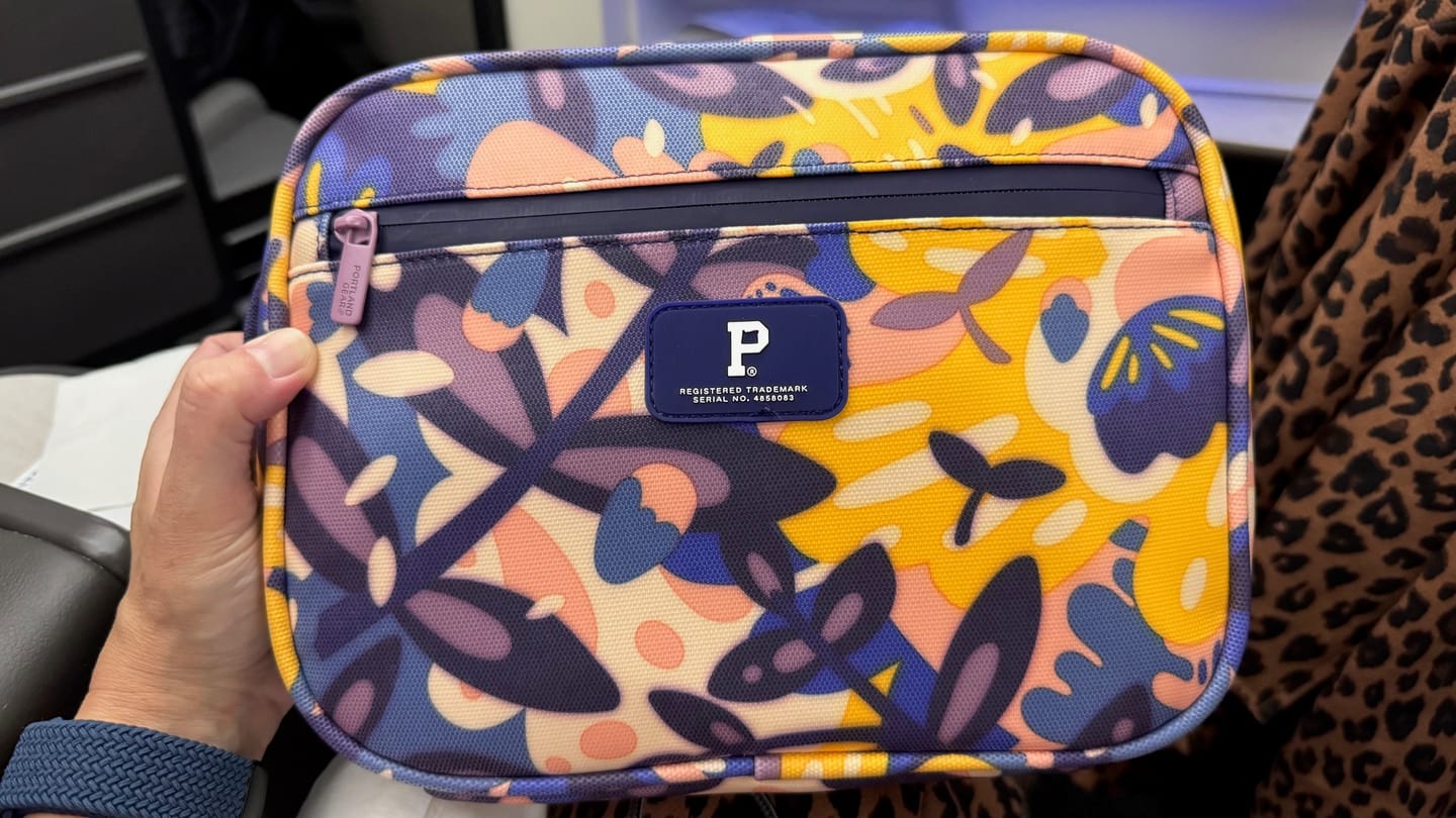 Customer photo review of Glacier Lunchbox