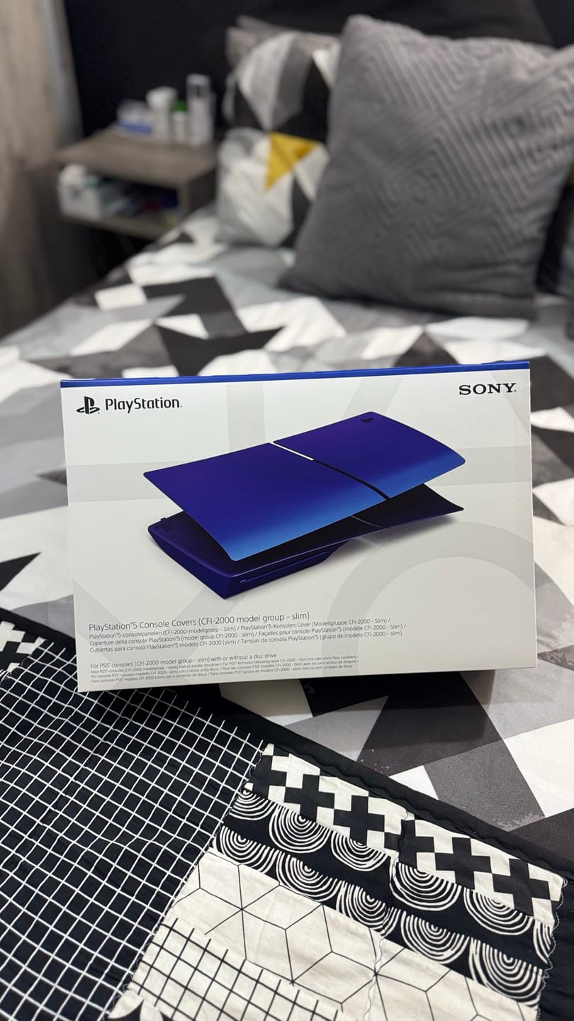 Customer photo review of PlayStation 5 Slim Disc / Digital Console Cover - Chroma Indigo