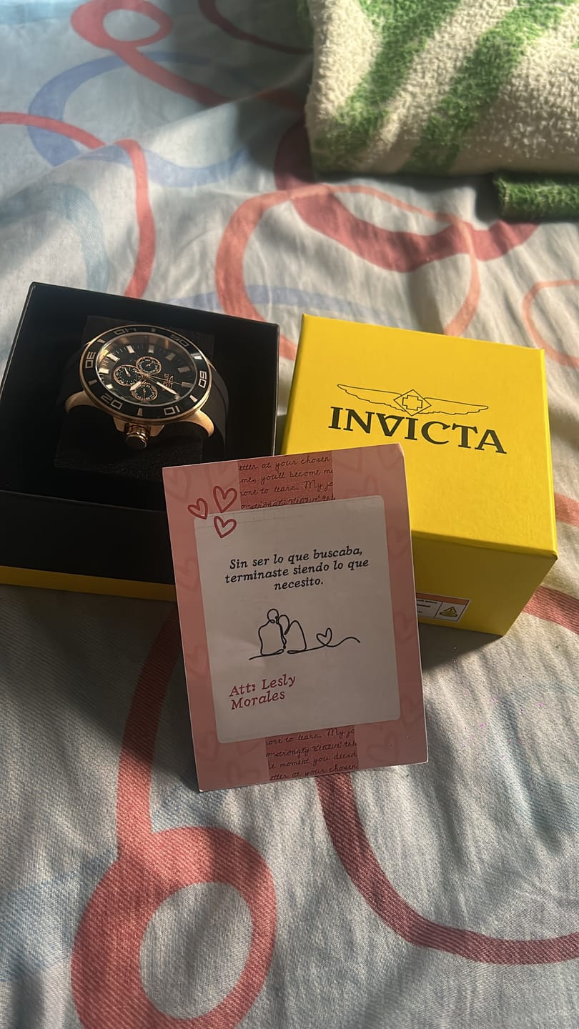 Customer photo review of Empaque de Regalo Premium + Mensaje Personalizado
