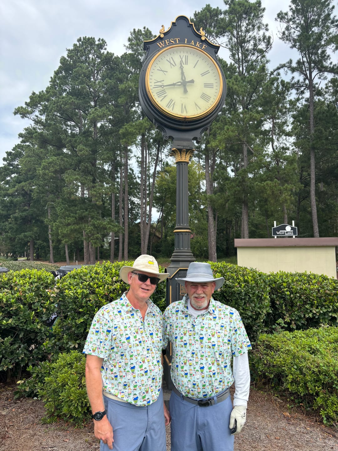 Customer photo review of Custom Own Logo Men's Golf Polo
