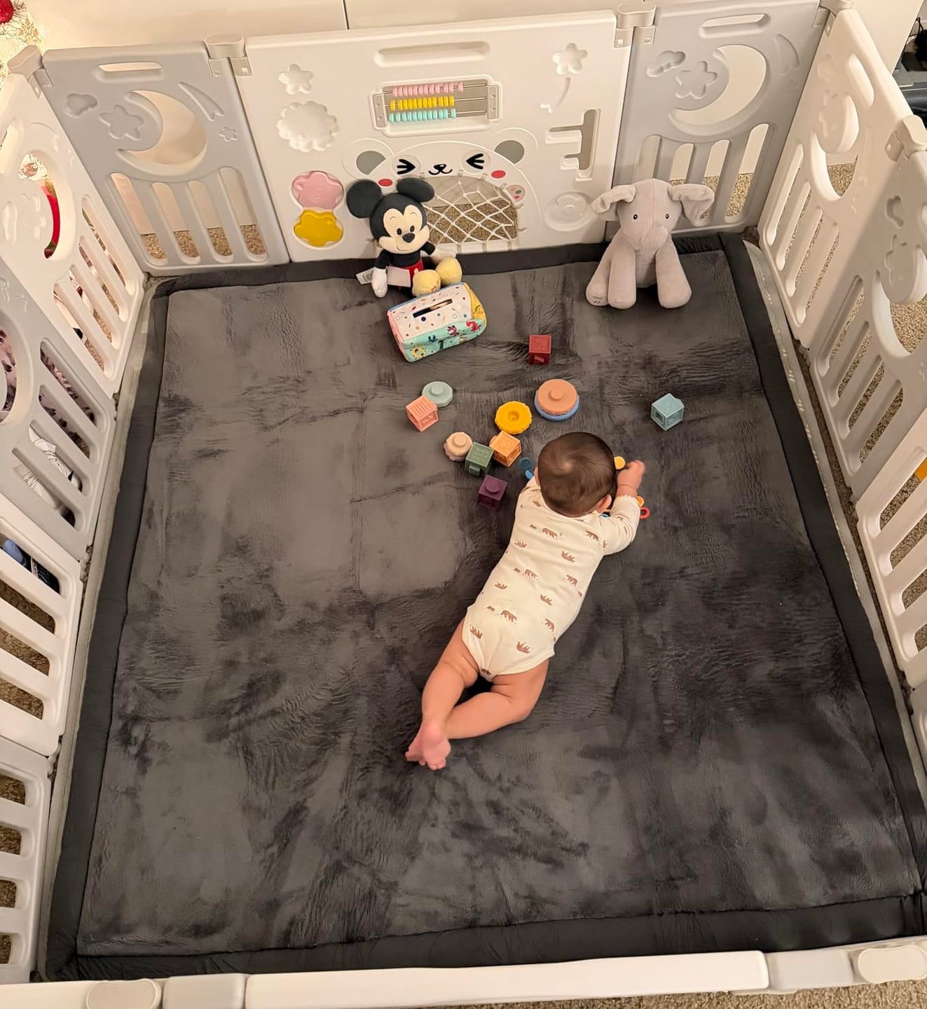 Customer photo review of Huggello™ - Alfombra de Juego Antigolpes