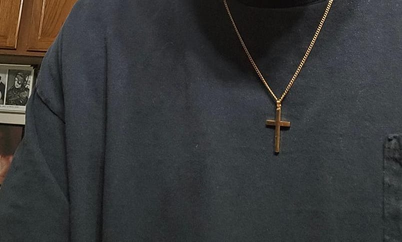 Customer photo review of Classic Cross & Curb Chain