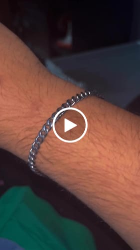 Customer video review of 5mm Cuban Link Bracelet