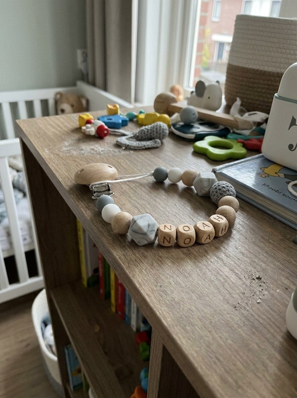 Customer photo review of Schnullerkette mit Namen Koala | Personalisiert Holz Silikon Gravur Baby