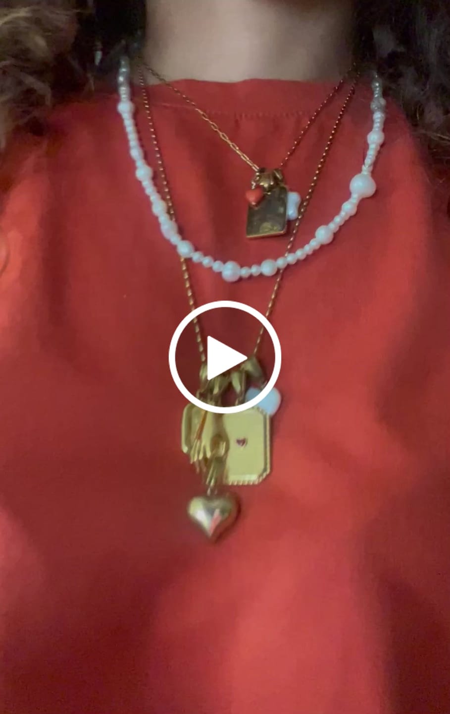 Customer video review of Ciondolo "Amore Tienimi per Mano"