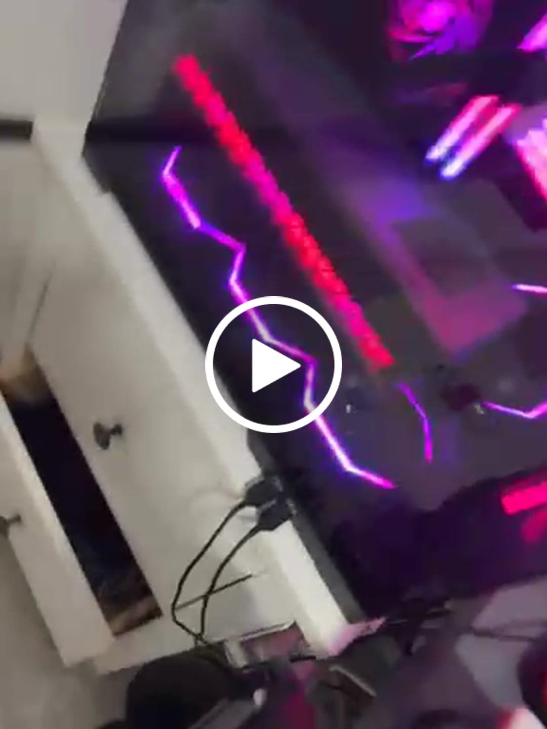 Customer video review of AsiaHorse Nyota 120mm Kasa Fanı