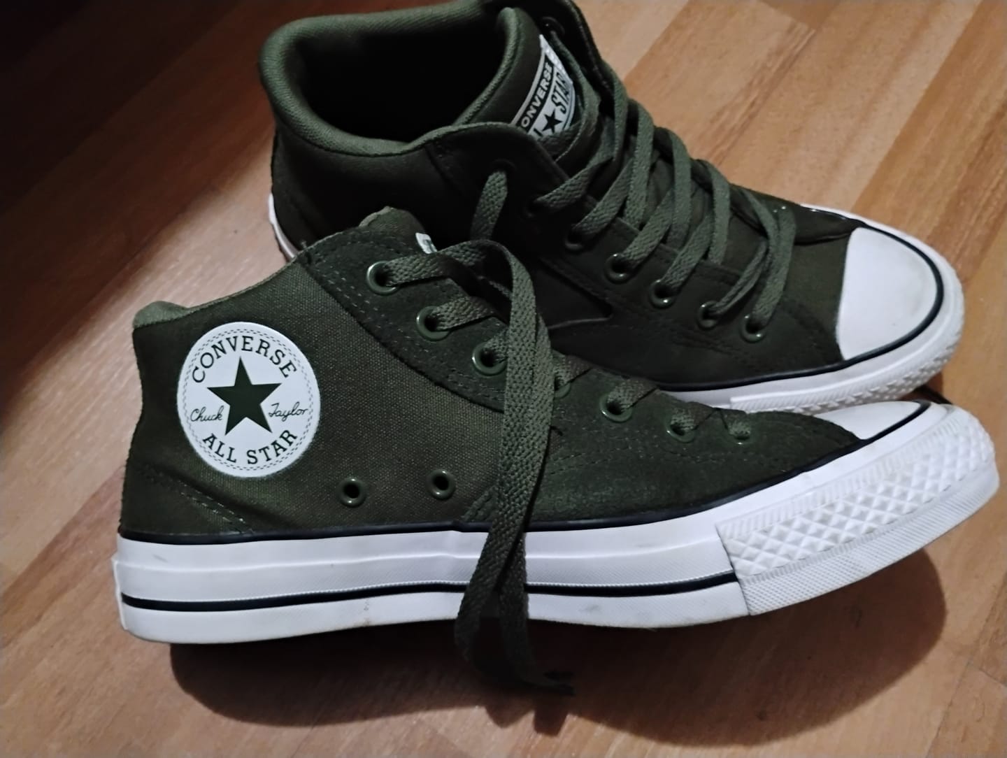 Customer photo review of Zapatilla Converse Malden Street Hombre Verde