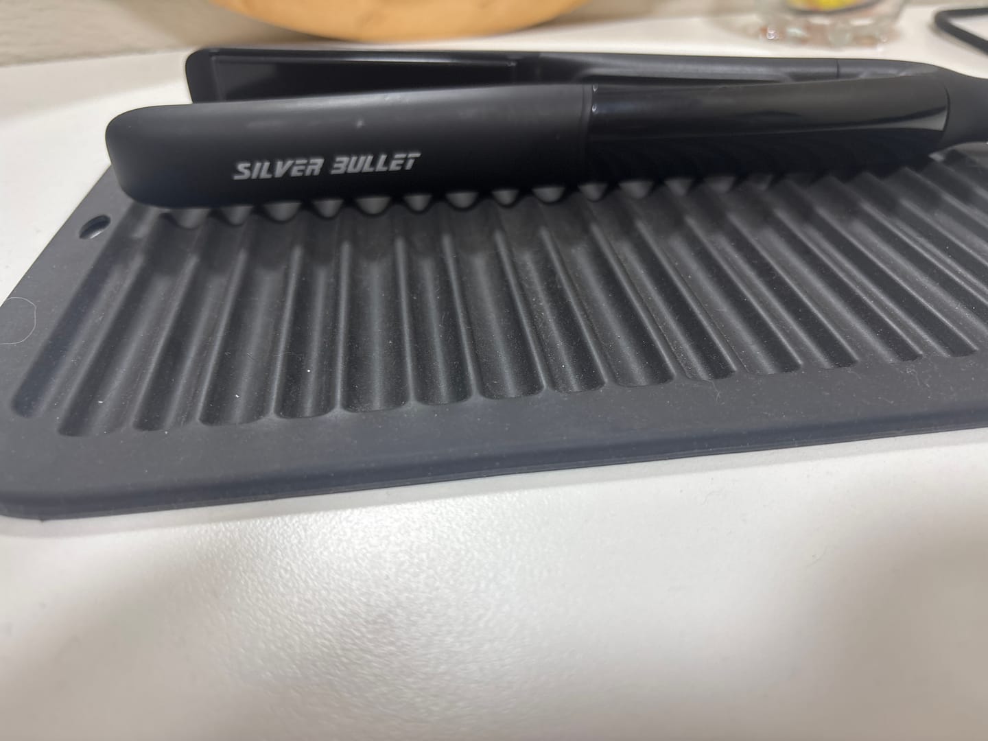 Customer photo review of Silver Bullet Fastlane 2.0 Ceramic Straightener 80-230°C Digital Temperature