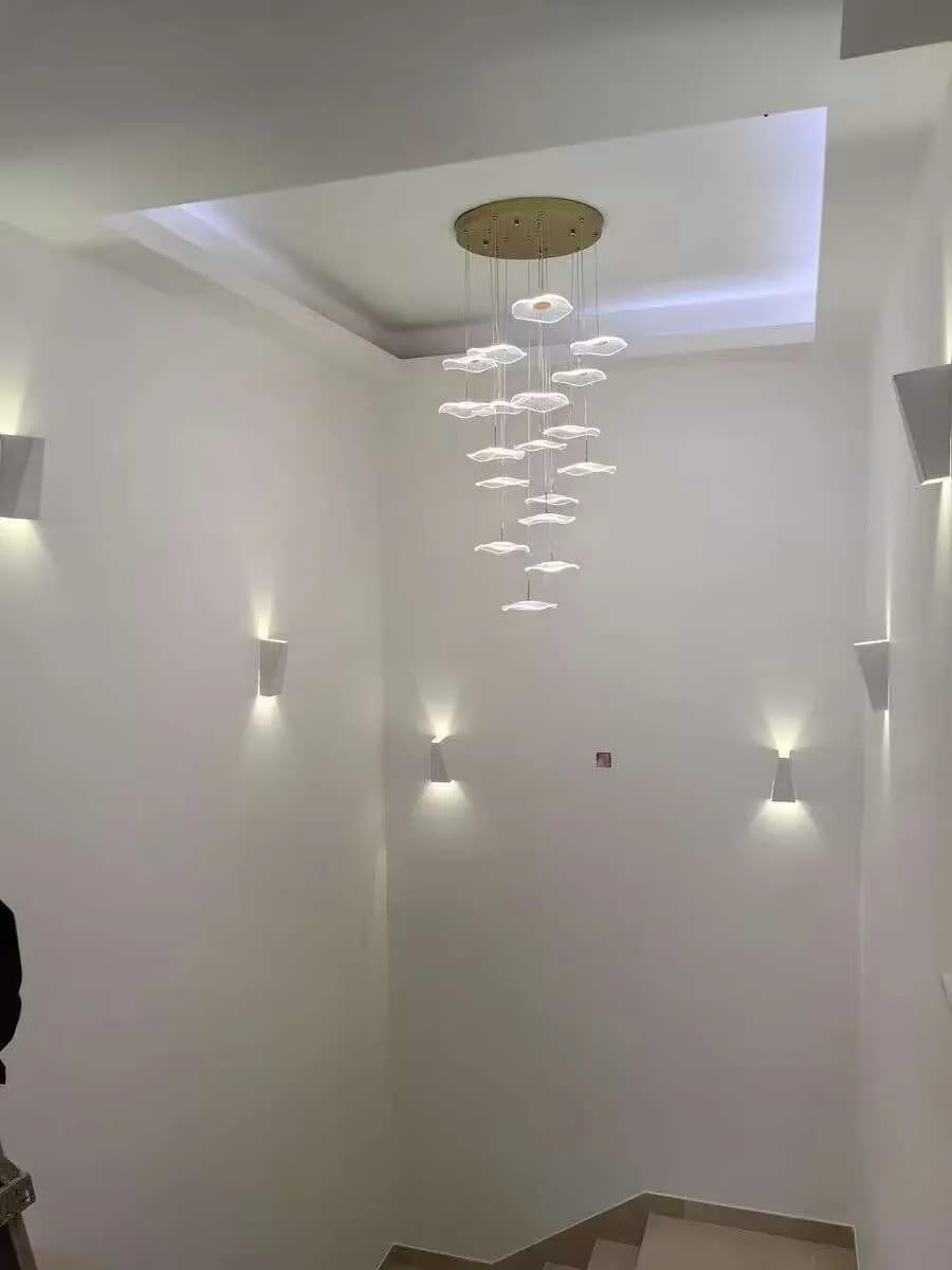 Customer photo review of Gold Chandelier for Kitchen Island, Lotus Acrylic Shades, 120-400 cm