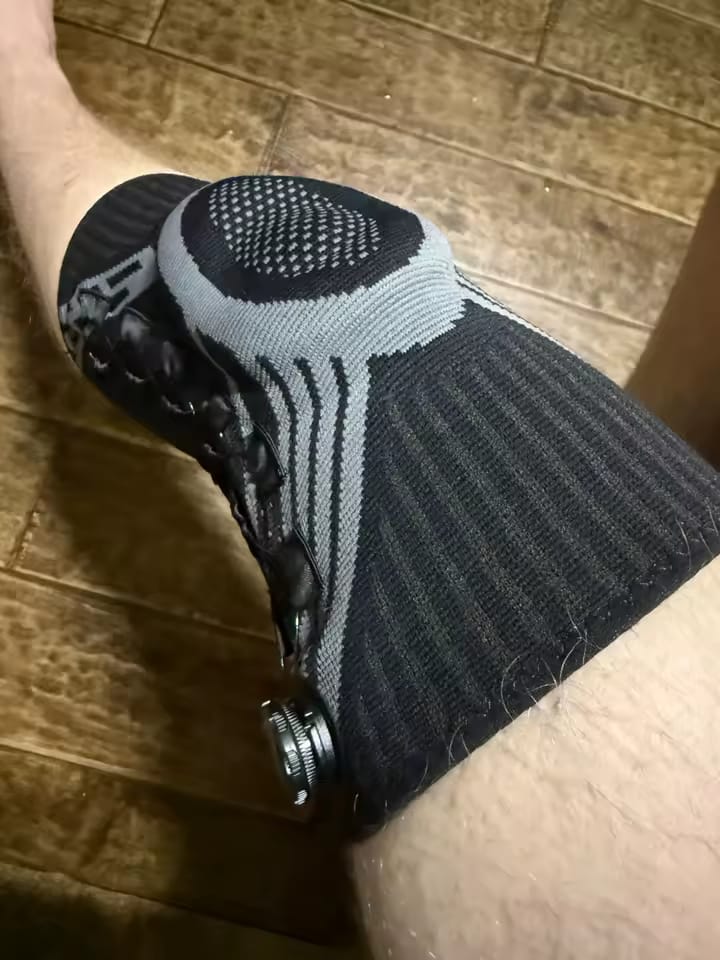 Customer photo review of Verstellbare Kniebandage – Stabilität & Schmerzlinderung