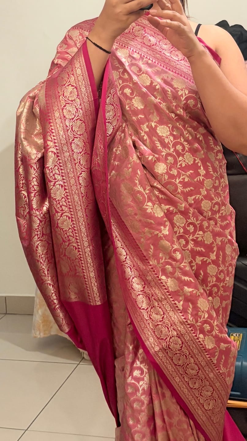 Customer photo review of Peach and Red Gulabi Jaal Katan Silk Banarasi Saree