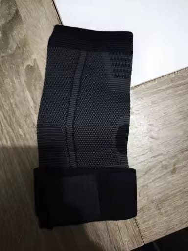 Customer photo review of Sooftie ComfortHeel - The Youth Heel Pain Support
