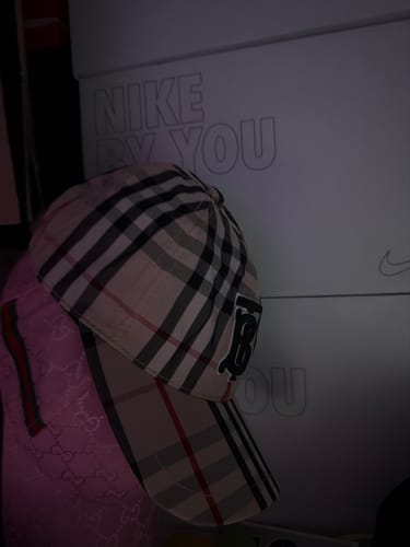 Customer photo review of "Berry" Cap