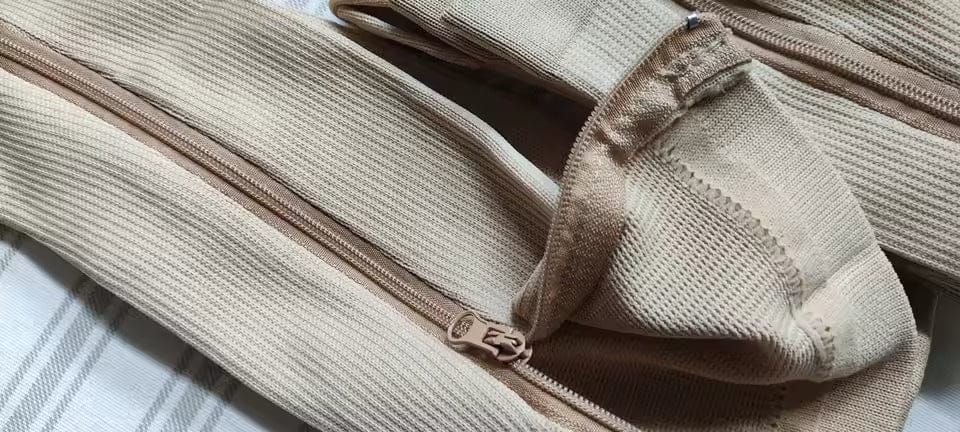 Customer photo review of Støttestrømper Med Lynlås